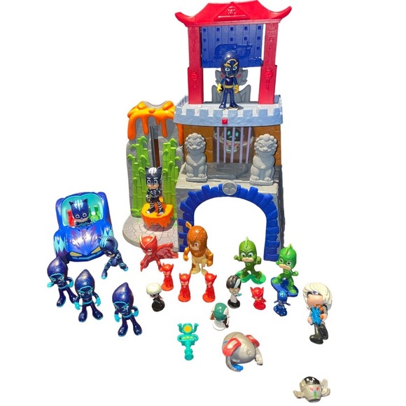 PJ Masks Mystery Mountain figures Playset Kid Toy Added Accessories Just Play - Picture 1 of 10